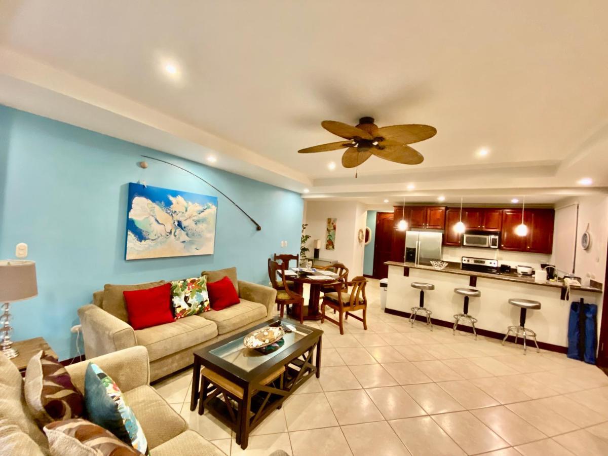 Monte Carlo Luxury Condominiums Jaco Bagian luar foto