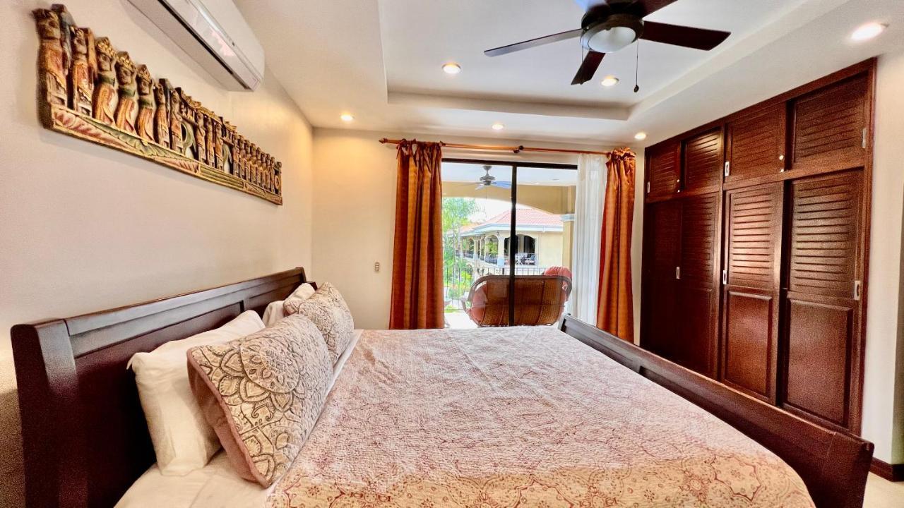 Monte Carlo Luxury Condominiums Jaco Bagian luar foto