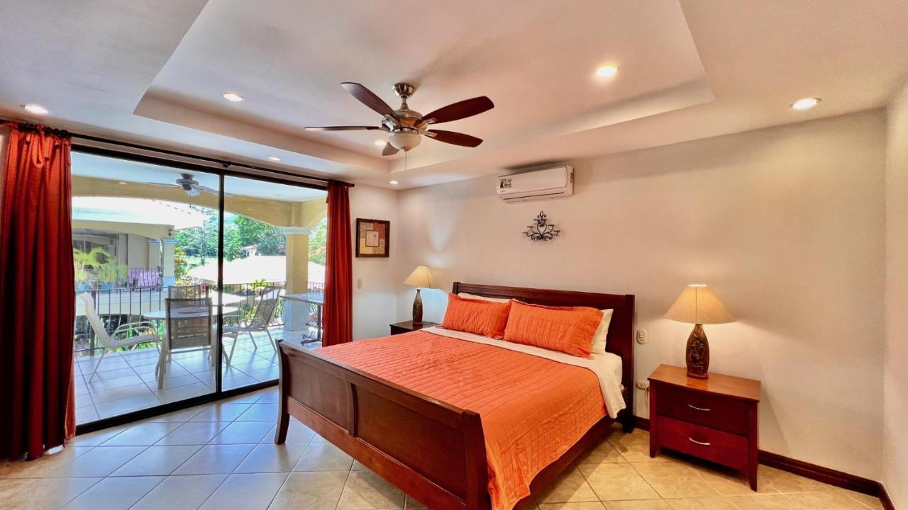 Monte Carlo Luxury Condominiums Jaco Bagian luar foto
