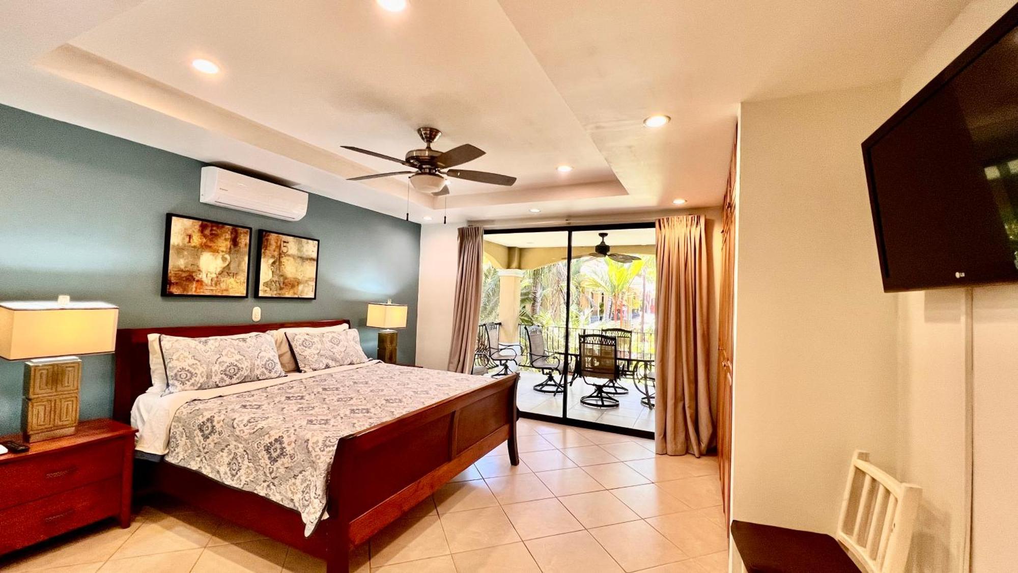 Monte Carlo Luxury Condominiums Jaco Bagian luar foto
