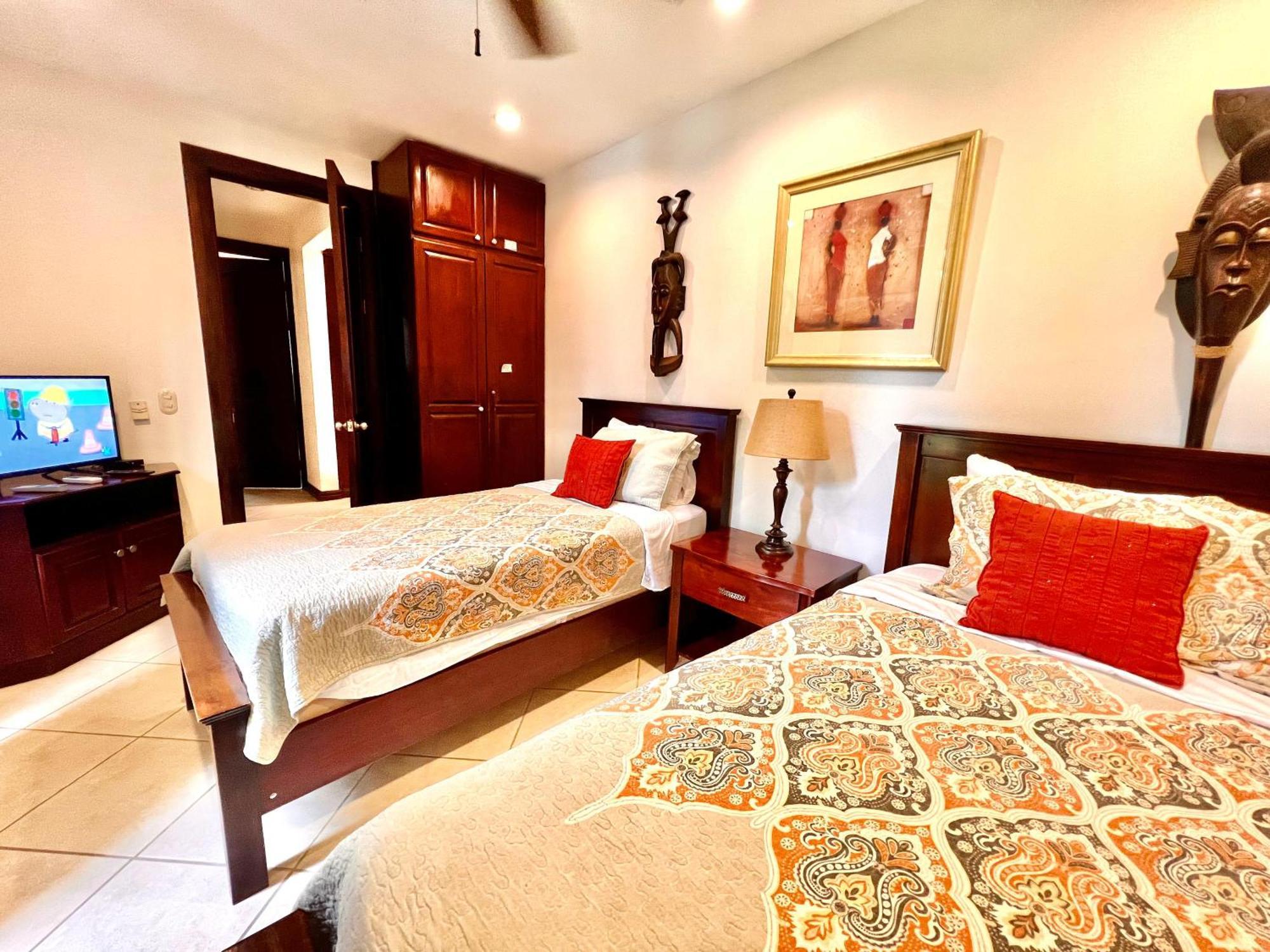 Monte Carlo Luxury Condominiums Jaco Bagian luar foto