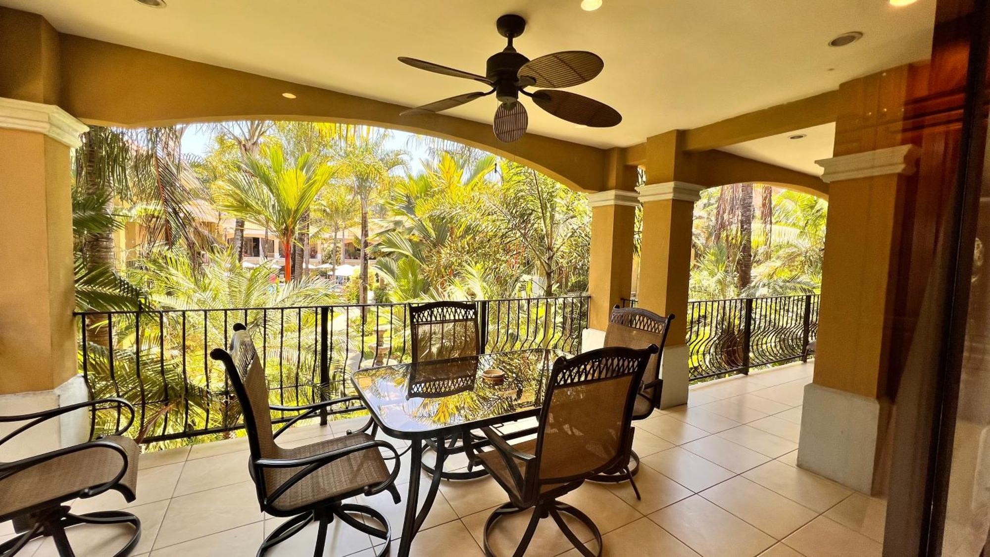 Monte Carlo Luxury Condominiums Jaco Bagian luar foto