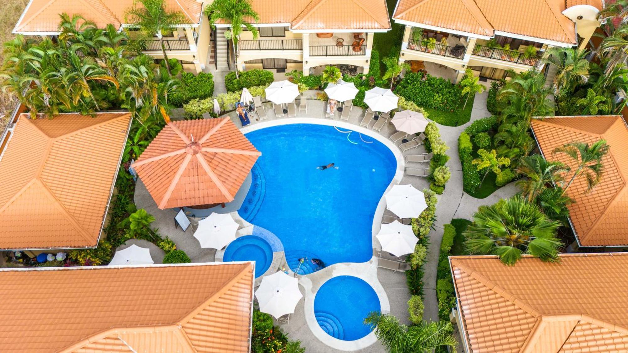 Monte Carlo Luxury Condominiums Jaco Bagian luar foto